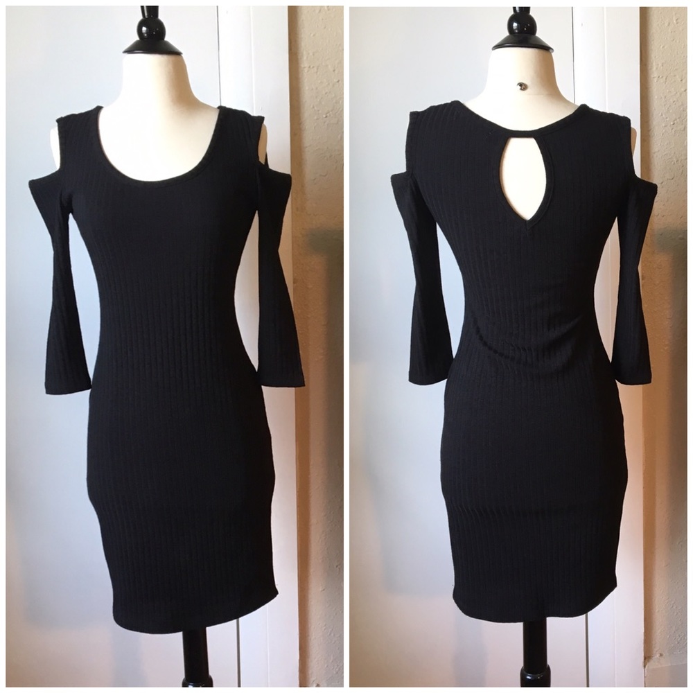 Almost Famous Dress // Size Small // Dark Grey